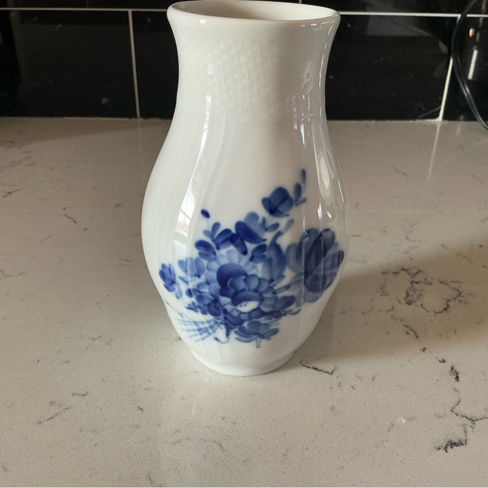 Vintage Royal Copenhagen blue flowers floral vase hand painted 5.5” Denmark
